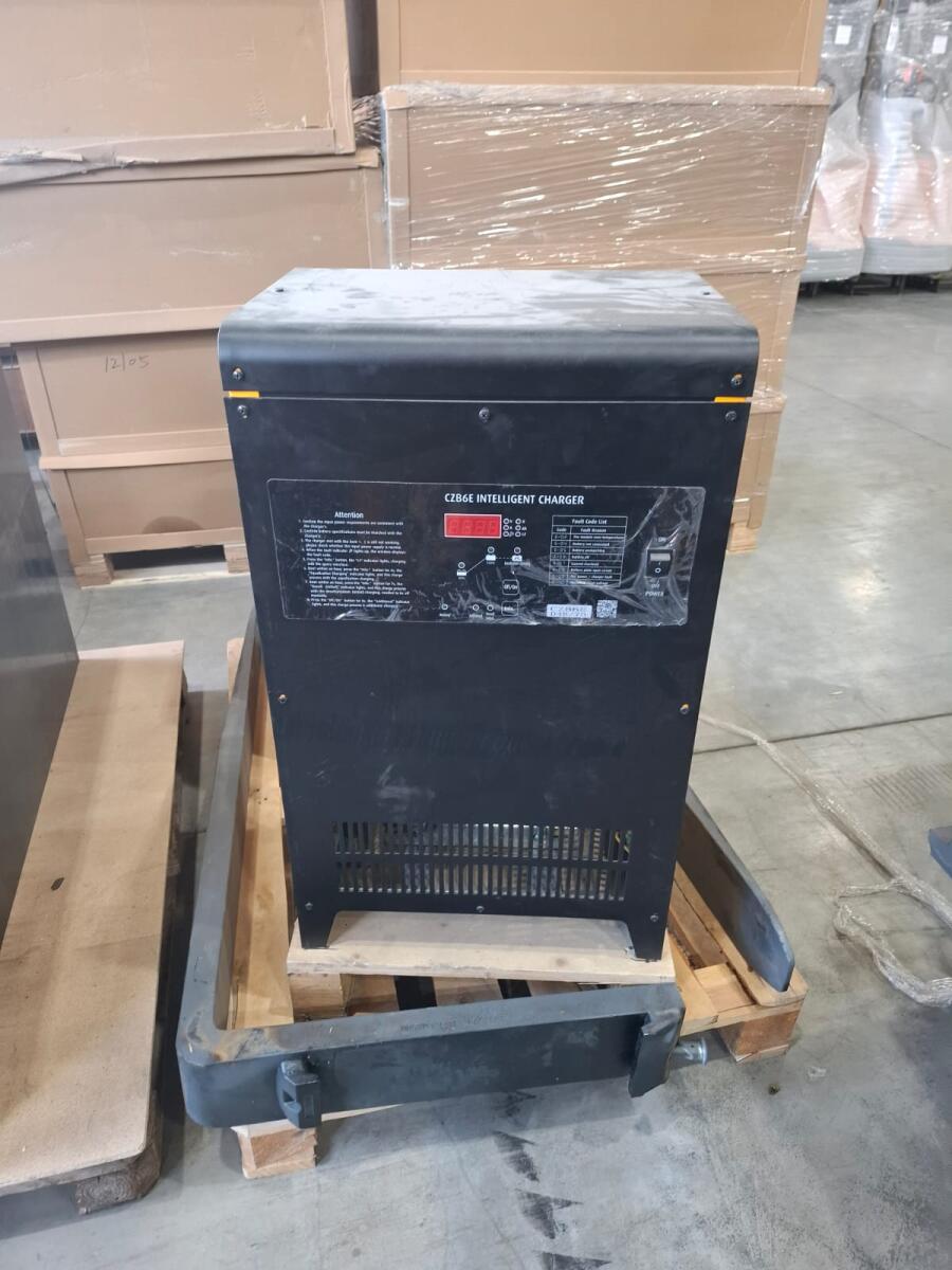 Зарядное устройство для ричтраков CQD20-D 48V/70A (430-560Ah)