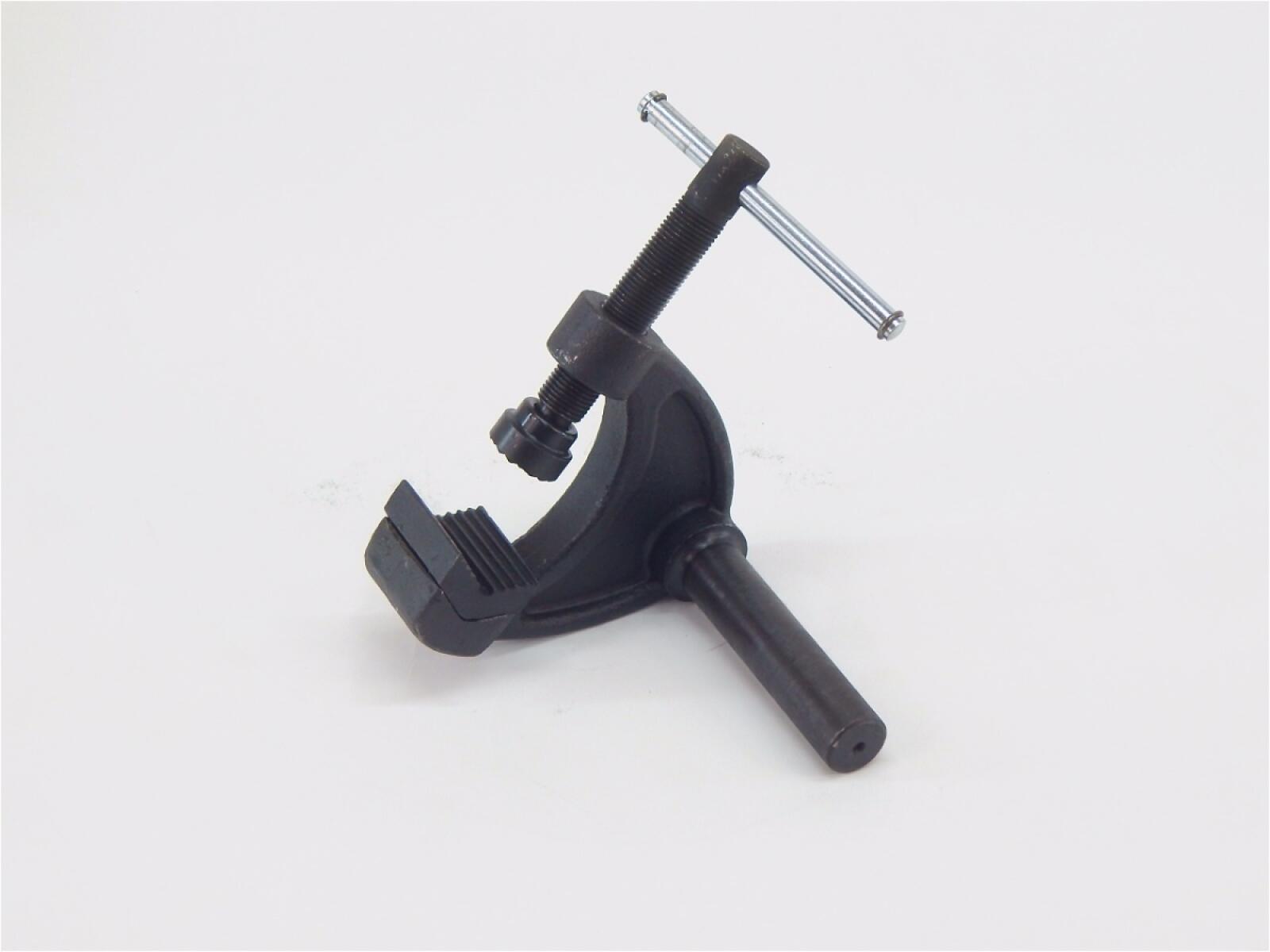 Струбцина для клуппа электрического TOR SQ30 (Supporting arm for cutter for portable threader s30)