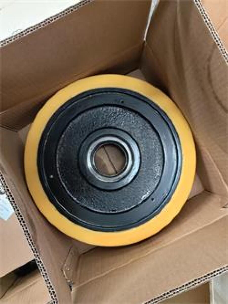 19 Подвилочное колесо 285х110 для ричтрака CQD16 (Fork wheel 285x110)
