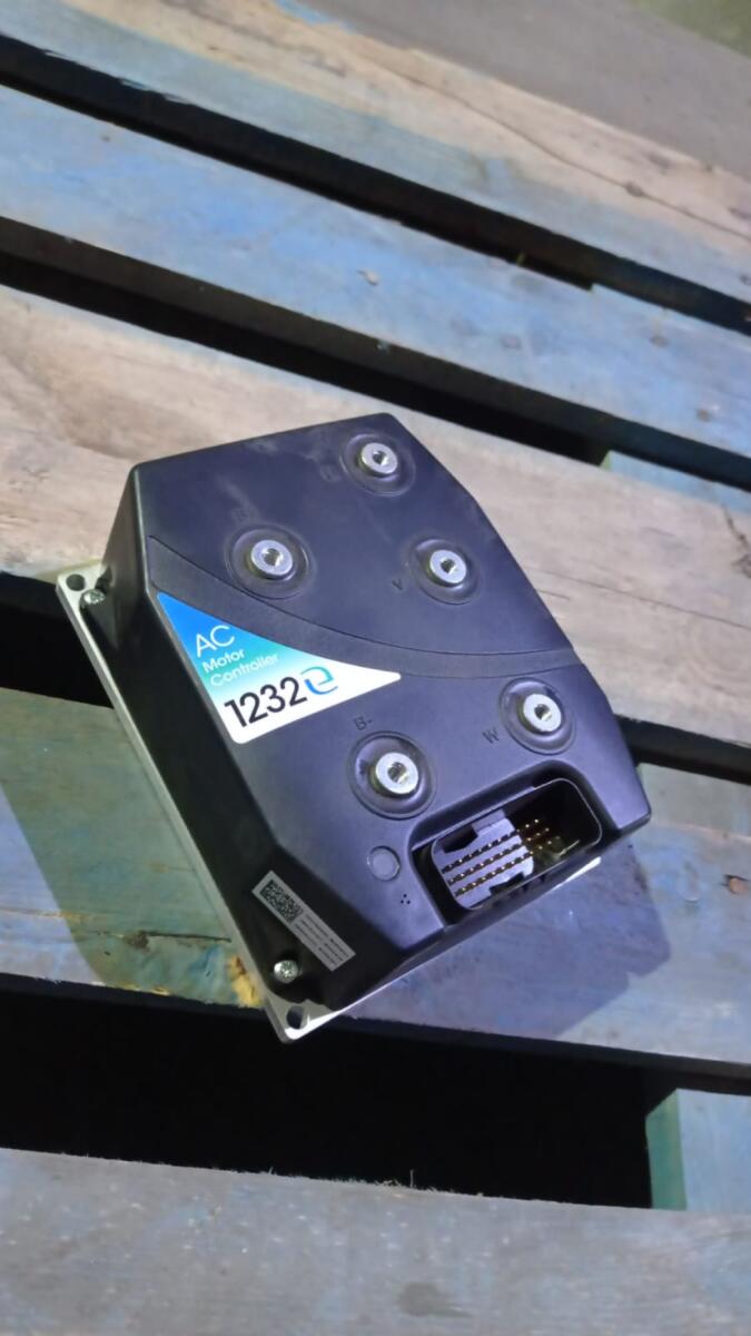 1 Контроллер движения для самоходного штабелёра CDDK-II (Drive Controller) 1 Контроллер движения для самоходного штабелёра CDDK-II (Drive Controller)